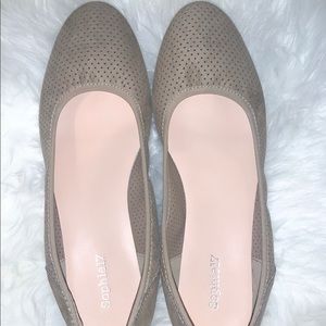 tan flats size 9